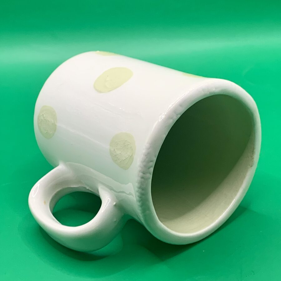 Tasse faïence thé ou café à pois verts – Image 3