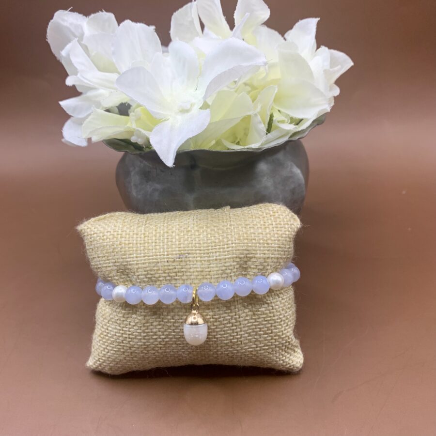 Bracelet calcédoine bleue et perle de culture
